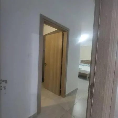 Luxury 2 Bedroom Apartment